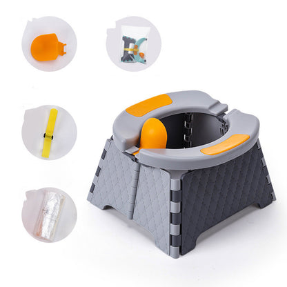 Close-up of the potty seat's durable PP and TPE construction and non-slip base